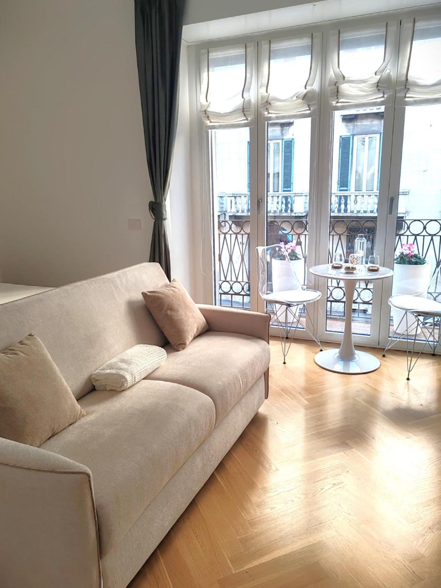 فندق B And G San Babila- Luxury In The Heart Of Milano - Design District المظهر الخارجي الصورة